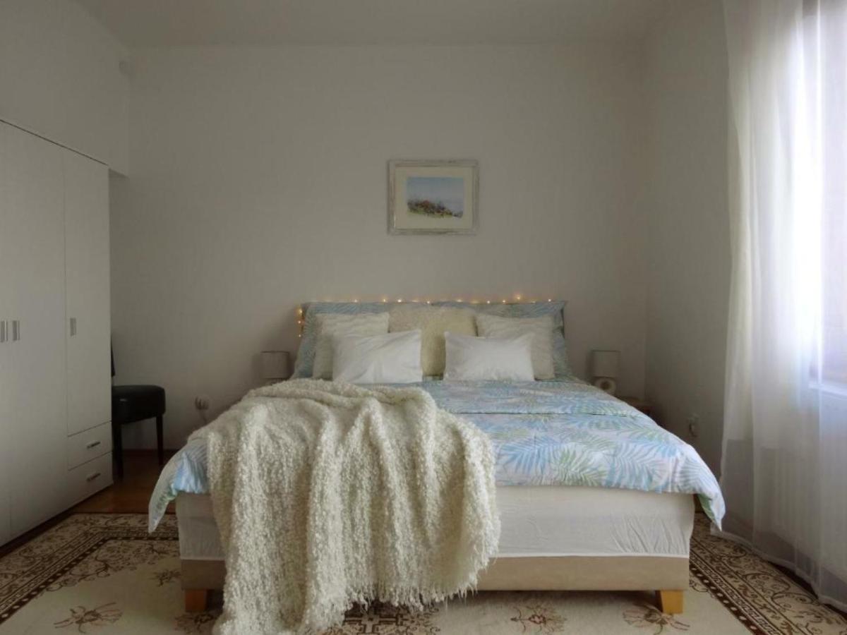 Laszlo Apartman Apartment Tihany Bagian luar foto
