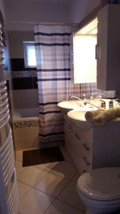 Laszlo Apartman Apartment Tihany Bagian luar foto
