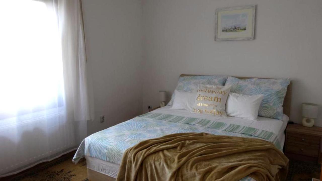 Laszlo Apartman Apartment Tihany Bagian luar foto